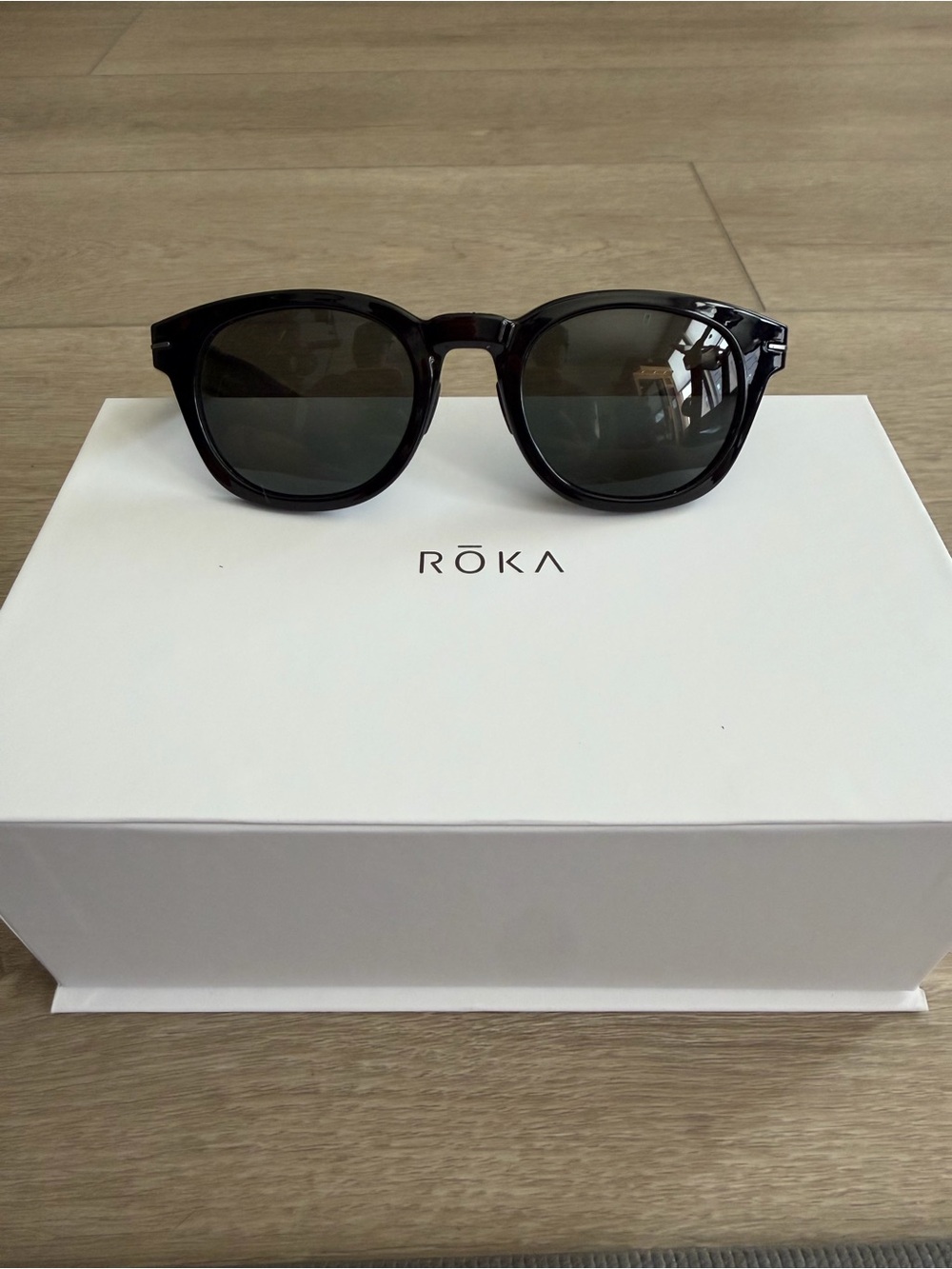 Black Round Sunglasses with Polarized Lenses